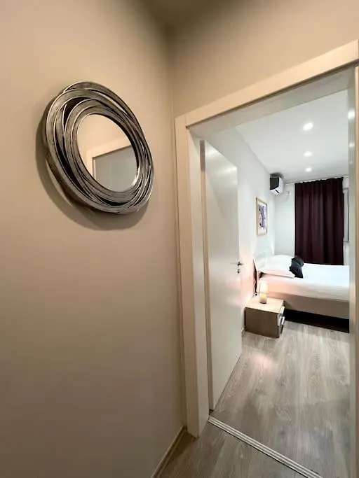 Destiny - Cozy Apartment At Myslym Shyri Tirana