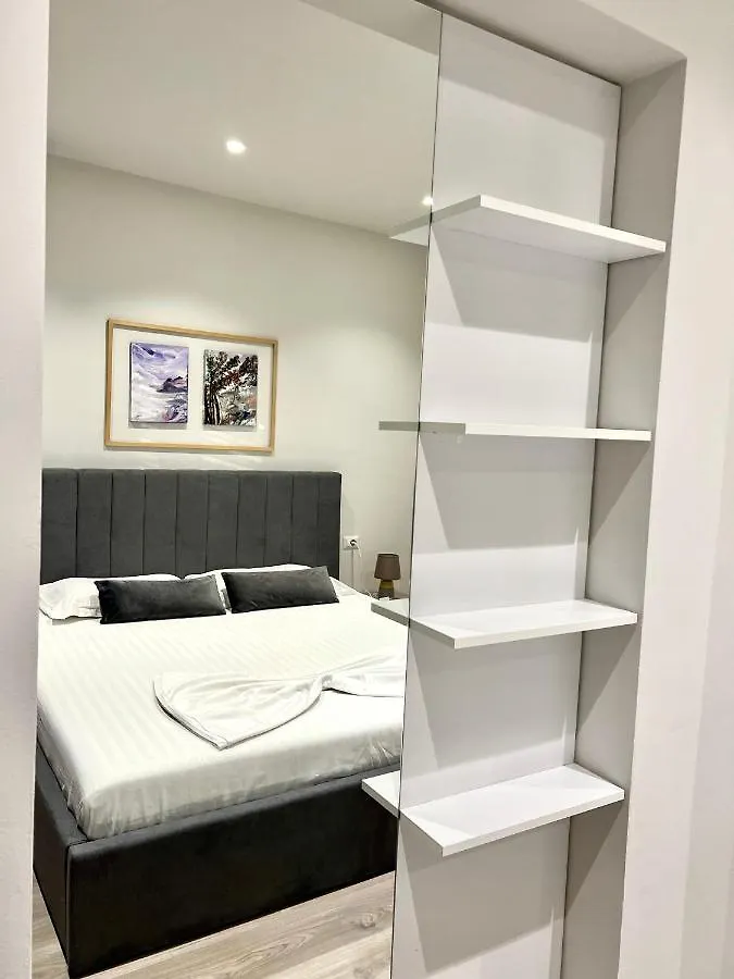 Destiny - Cozy Apartment At Myslym Shyri Tirana